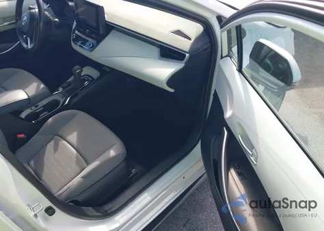 2023 Toyota Corolla Se z USA, uszkodzony, nr VIN 5YFS4MCE3PP167738